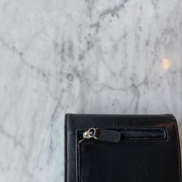 Esprit Black Expandable Wallet - Picture 6 of 9